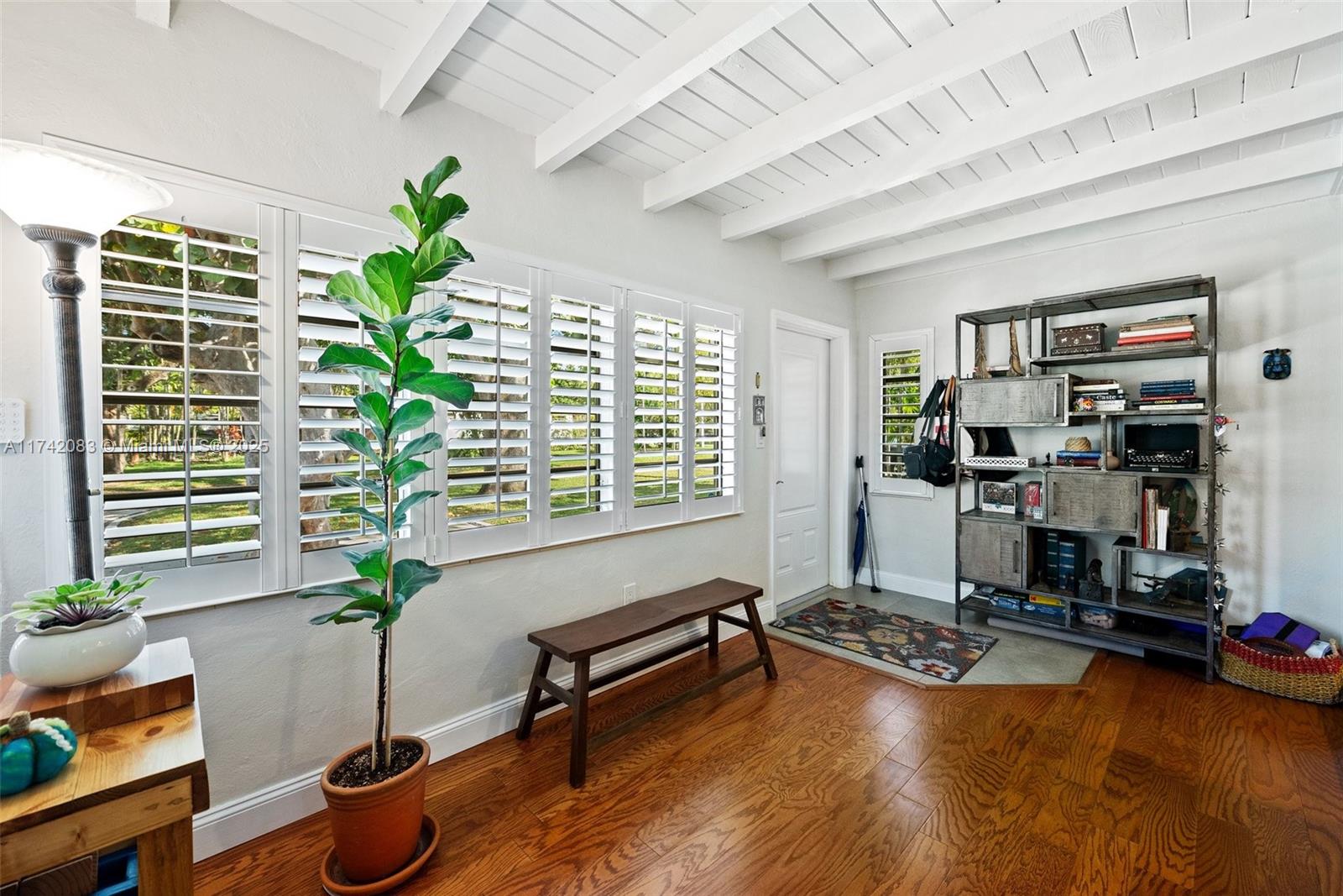 510 Raven Ave