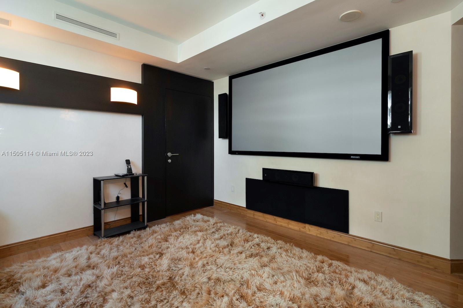 JADE RESIDENCES AT BRICKE - Residential