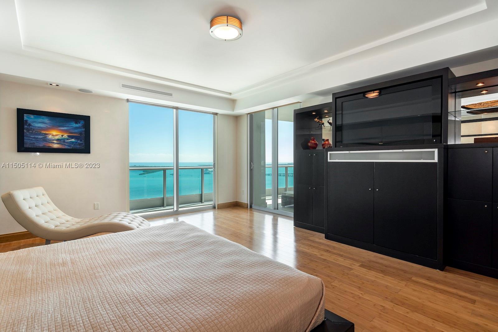 JADE RESIDENCES AT BRICKE - Residential