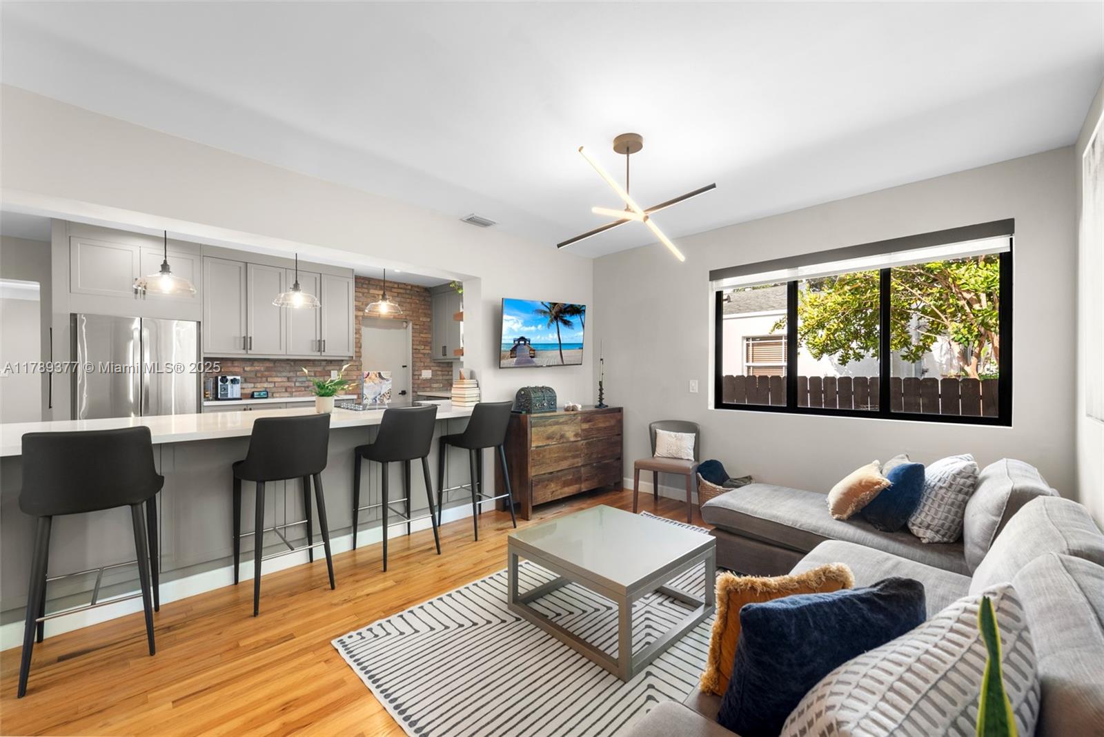 SHORECREST - Residential