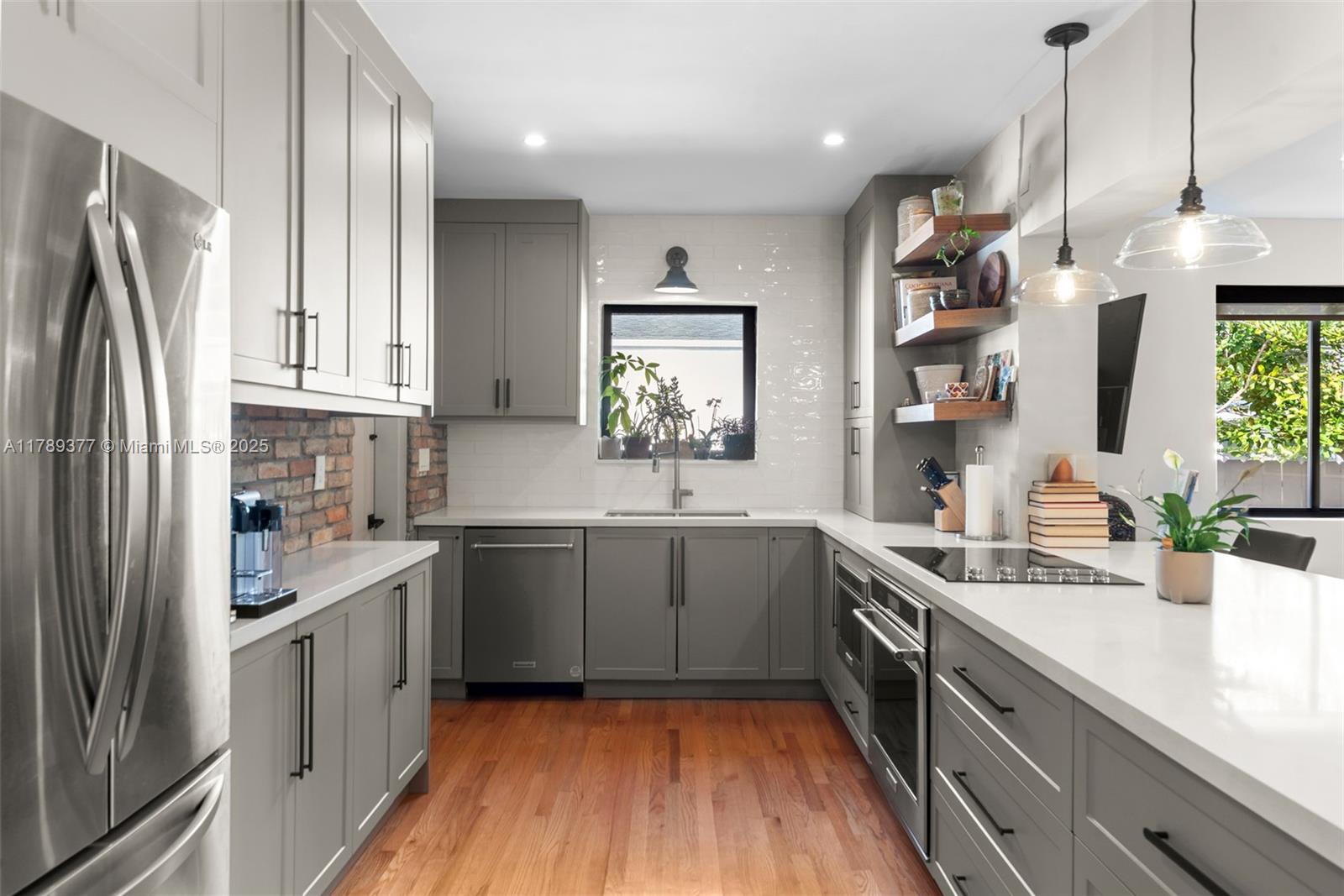 SHORECREST - Residential