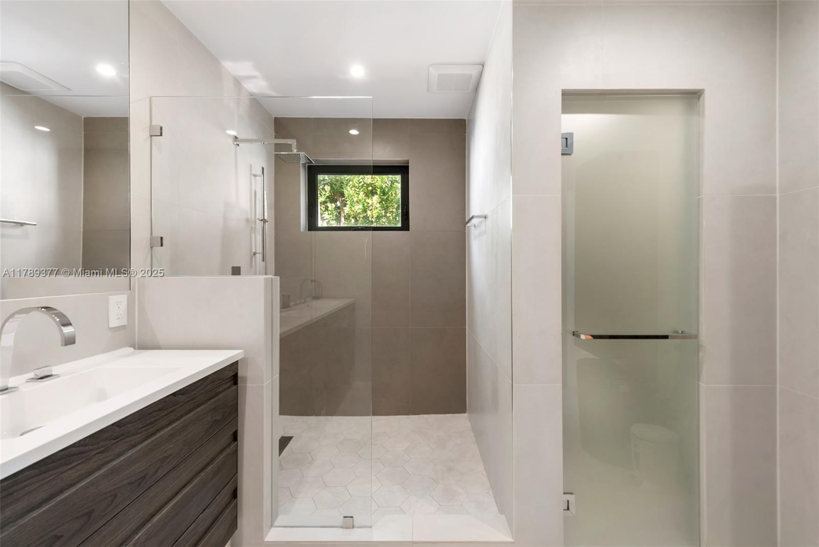 SHORECREST - Residential