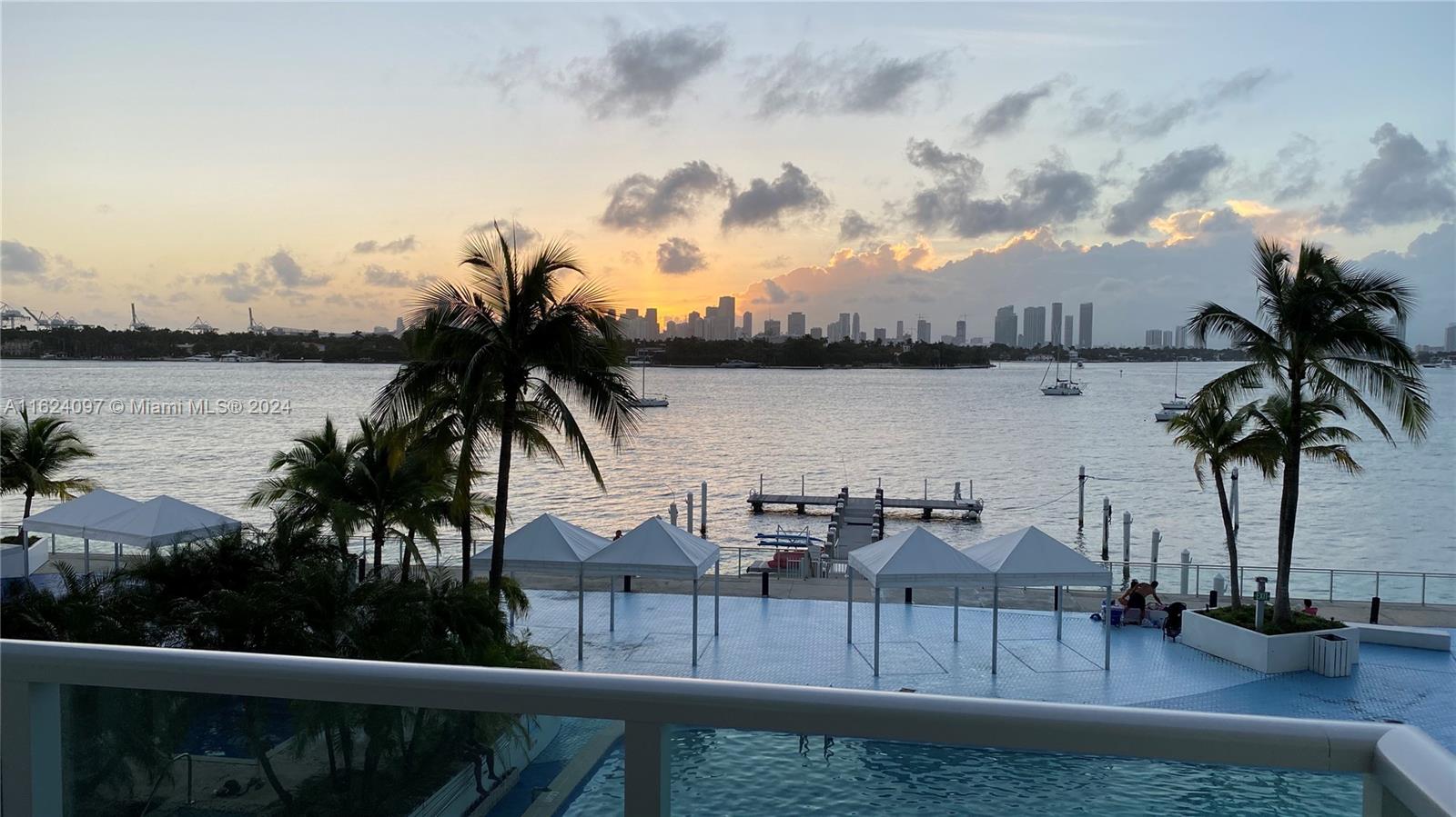 MIRADOR 1000 - Residential Lease