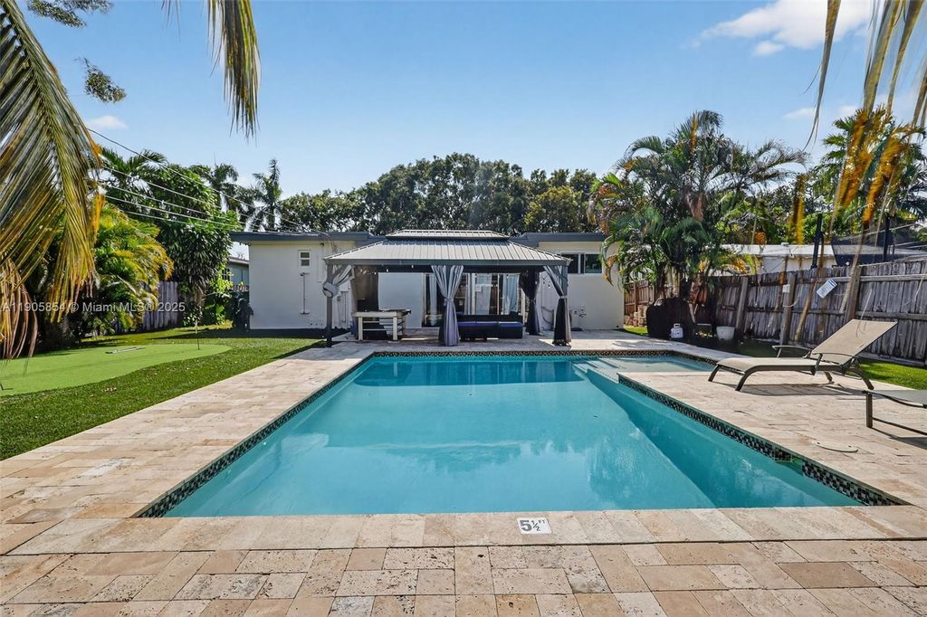 Photo of 1949 Wiley St, Hollywood, FL 33020 (MLS # A11905854)