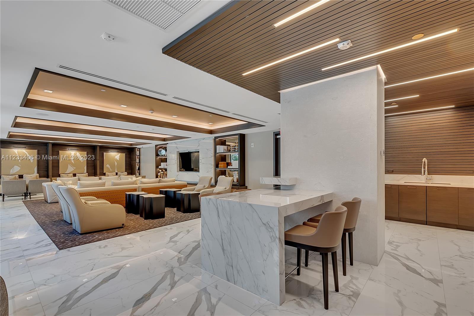 MERRICK MANOR CONDO - Residential