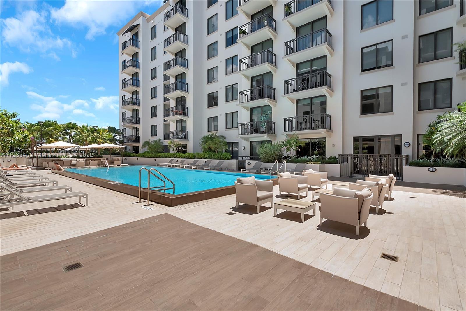 MERRICK MANOR CONDO - Residential