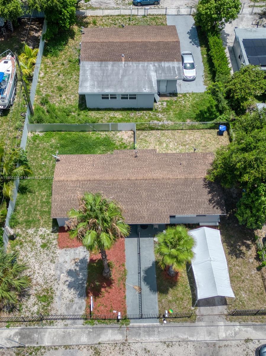 SUBURBAN GARDENS - Residential