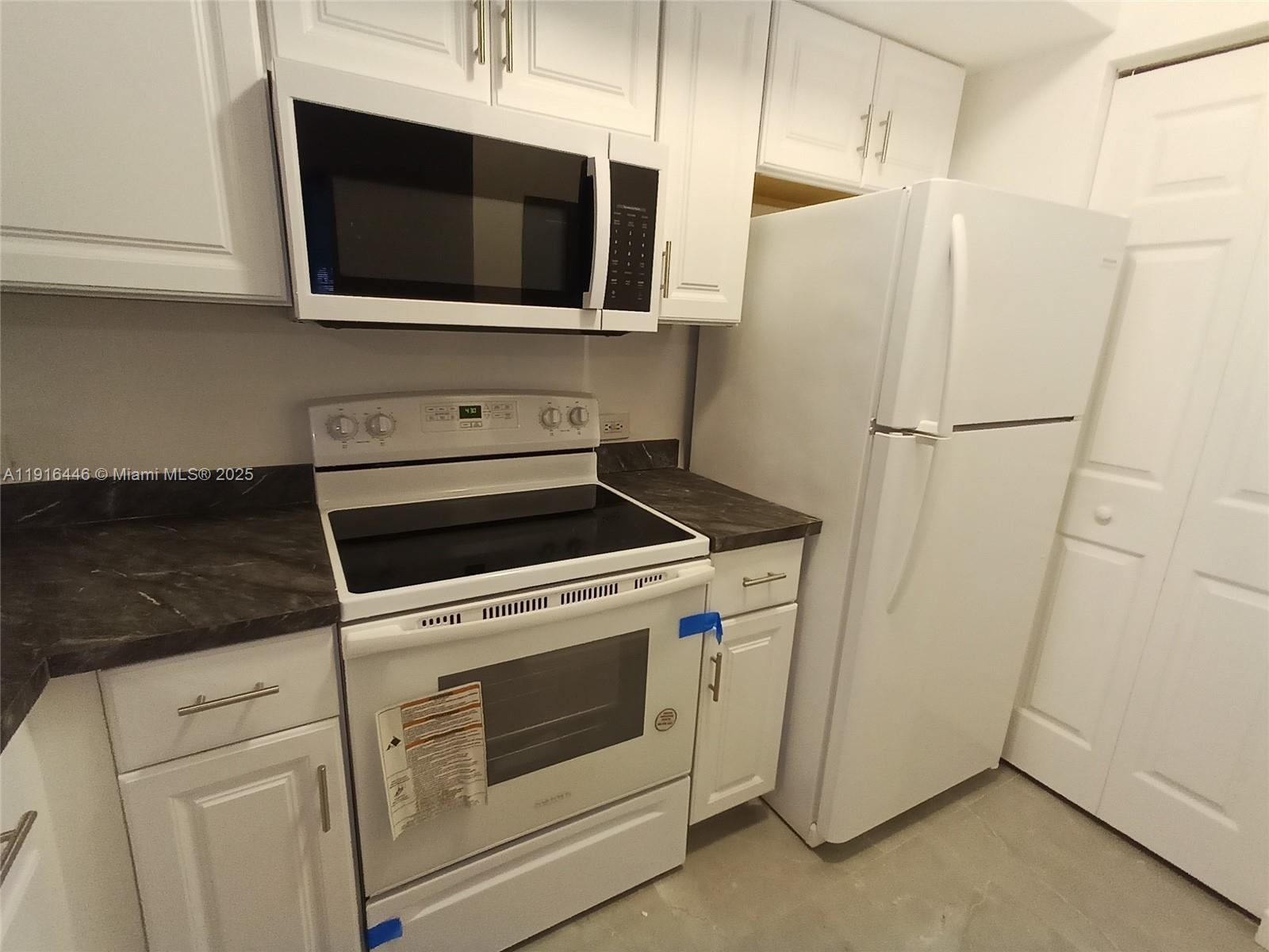 DEVONAIRE CONDO AT PEMBRO - Residential Lease