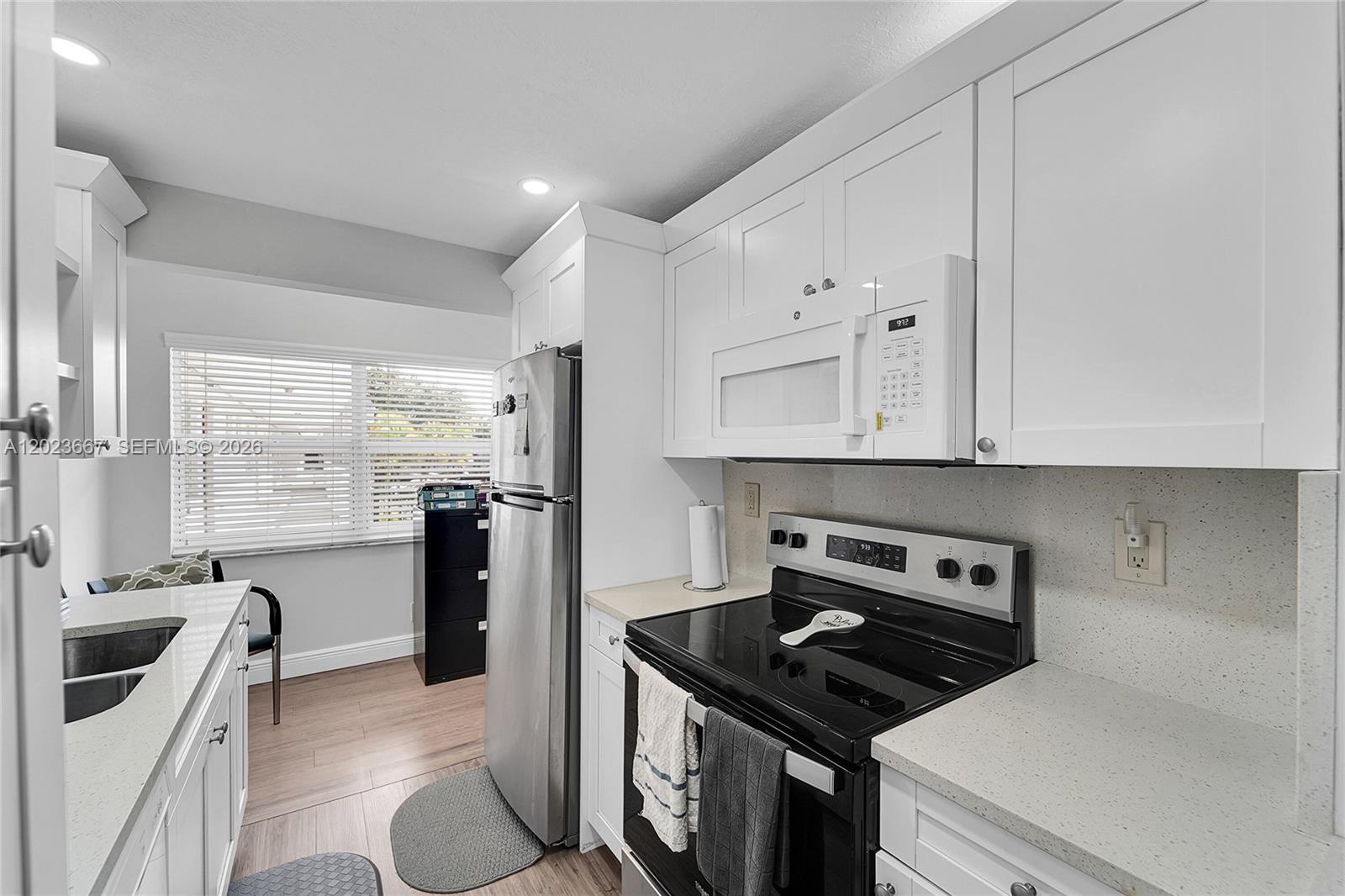 FAIRWAYS OF TAMARAC CONDO - Residential