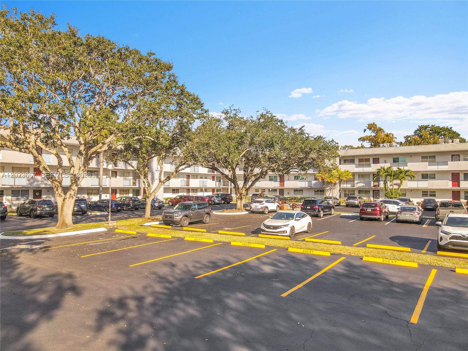 FAIRWAYS OF TAMARAC CONDO - Residential