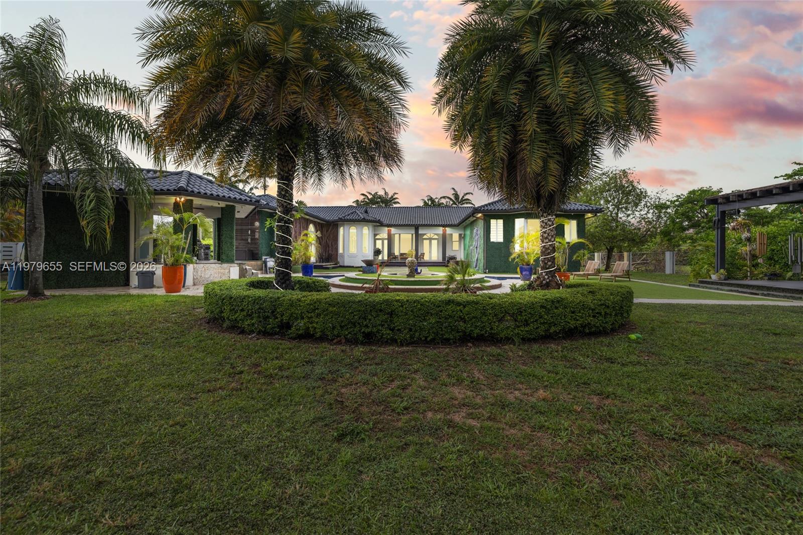 BIRD ROAD FARMSITES - Residential