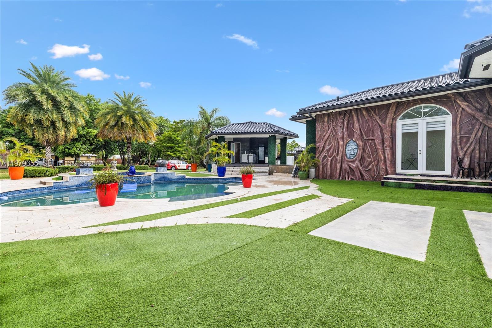 BIRD ROAD FARMSITES - Residential