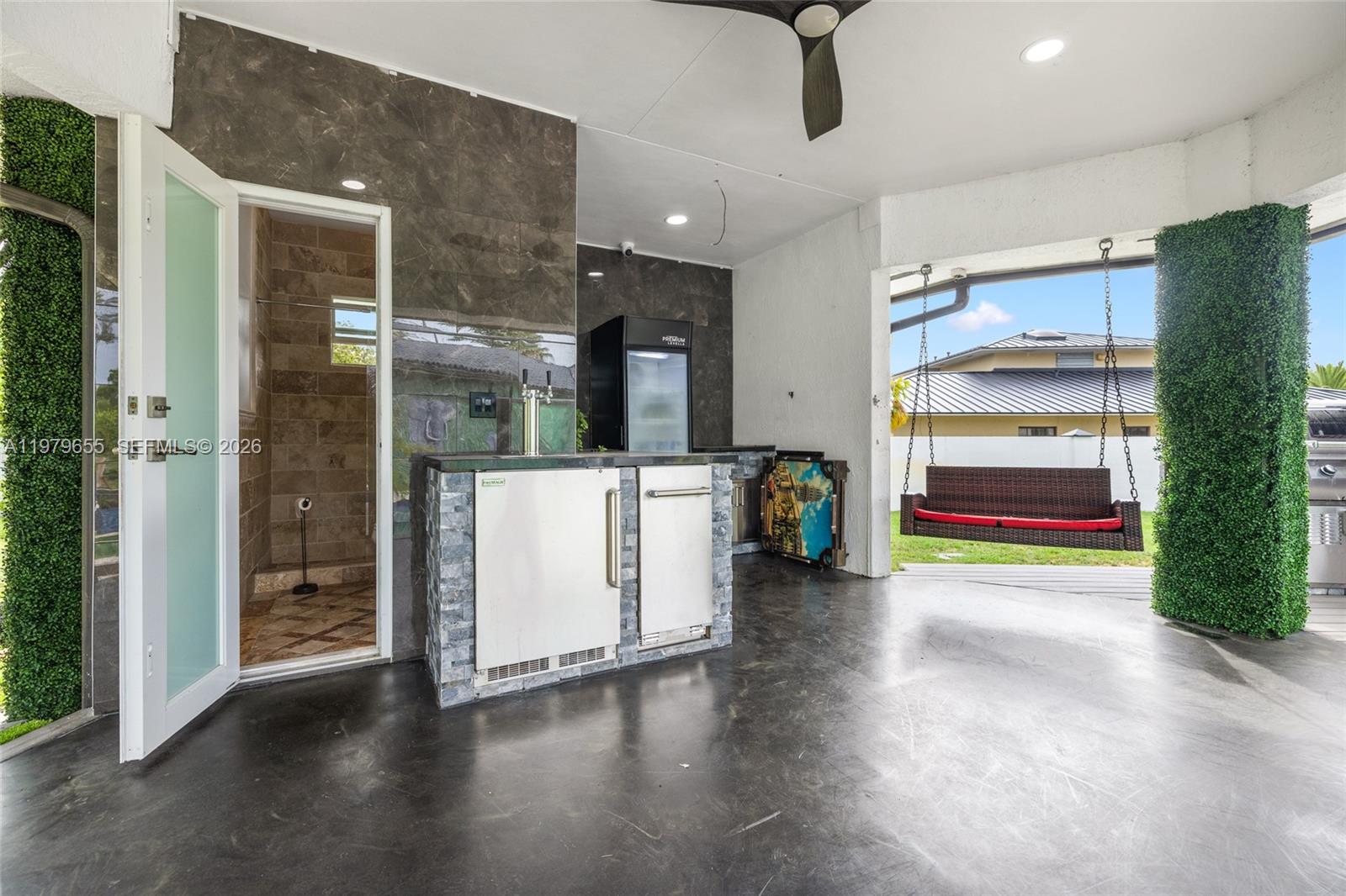 BIRD ROAD FARMSITES - Residential