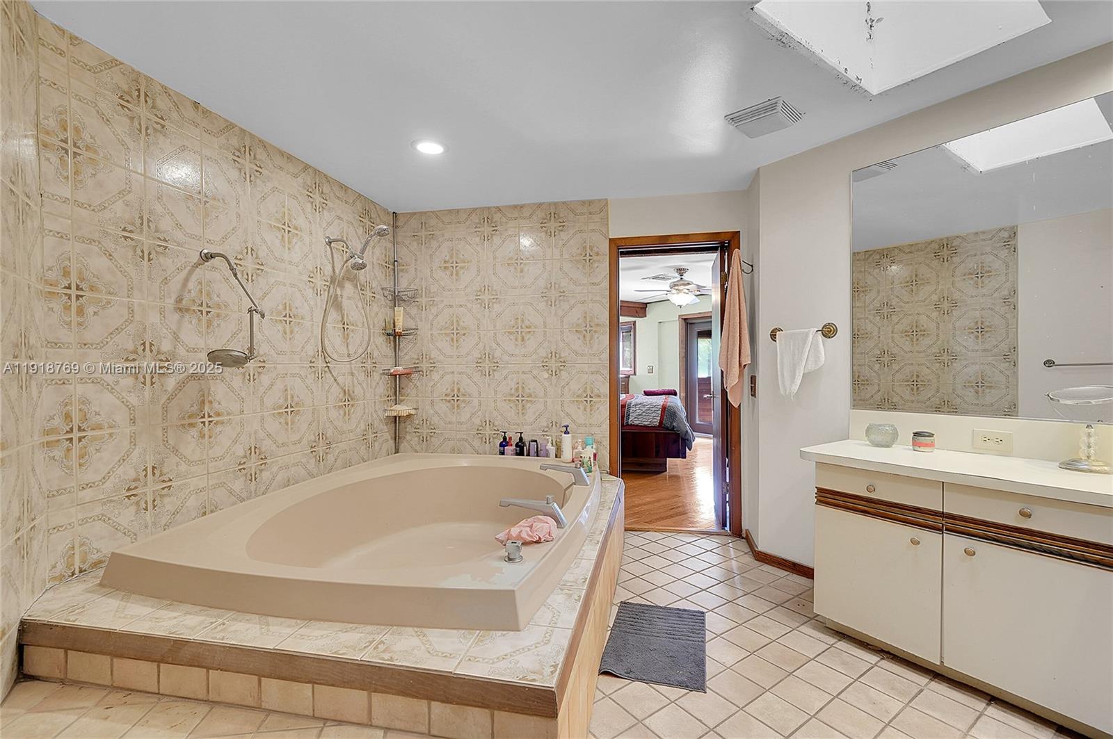 RIVER LANDS - Residential