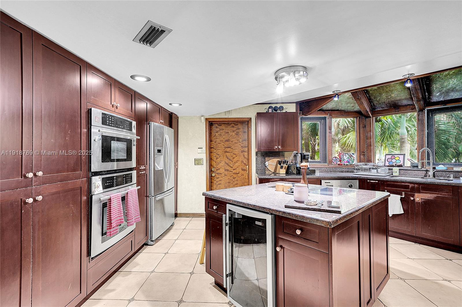 RIVER LANDS - Residential