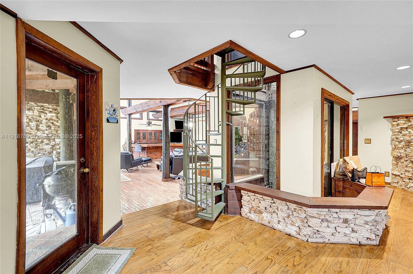 RIVER LANDS - Residential