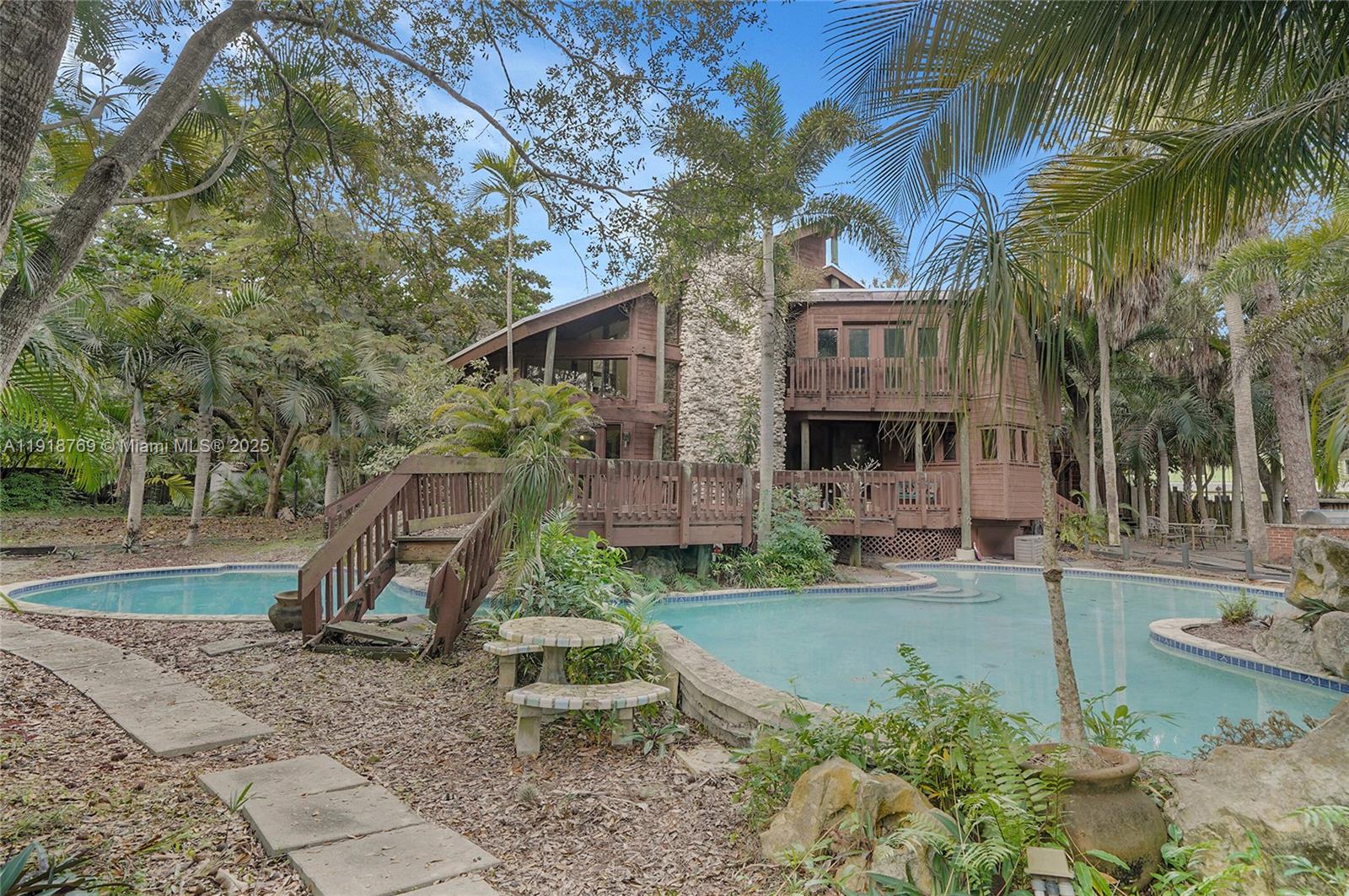 RIVER LANDS - Residential