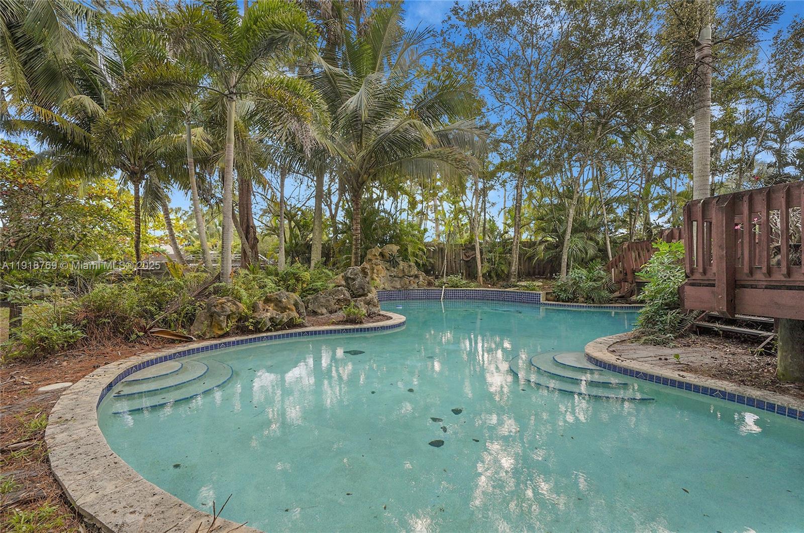 RIVER LANDS - Residential