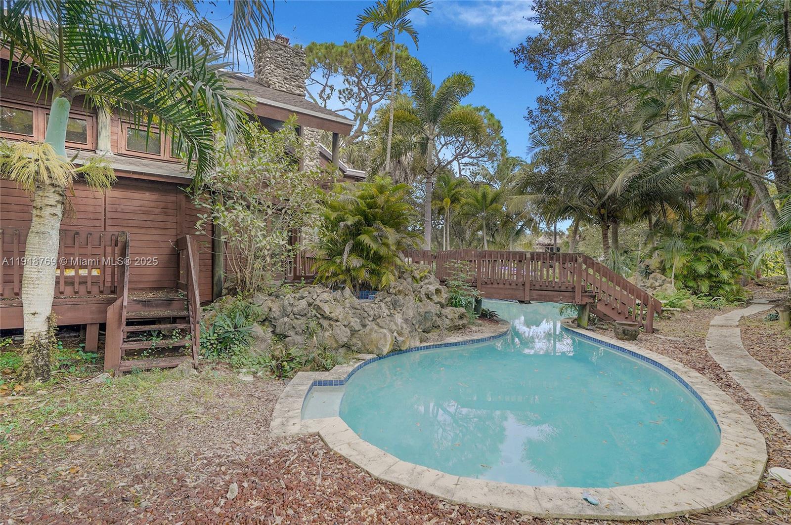 RIVER LANDS - Residential