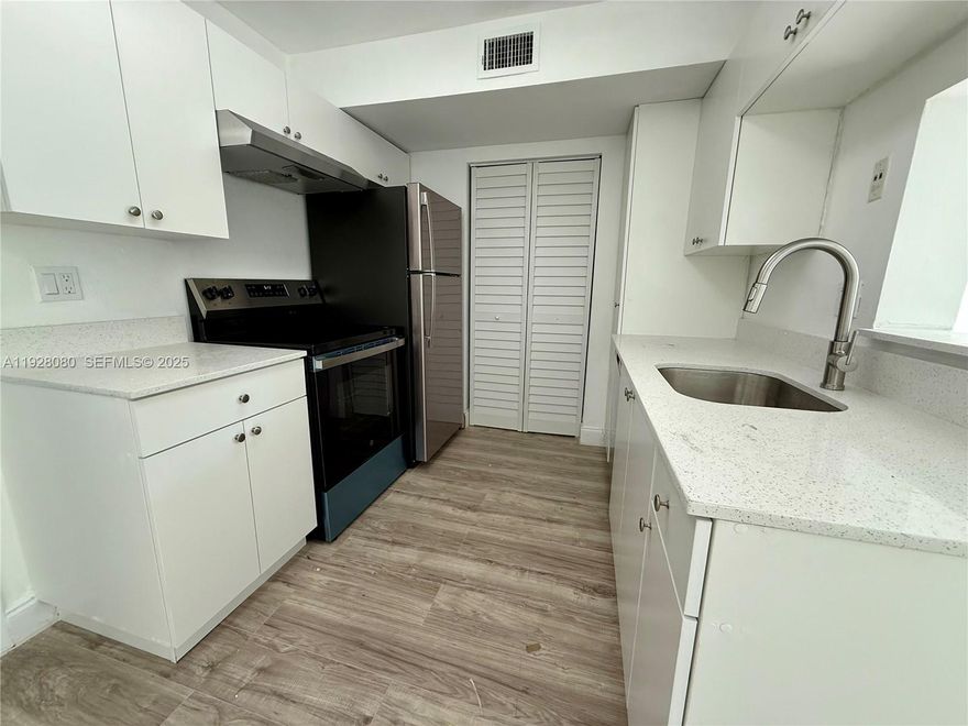 First and security deposit required ONLY TWO MONTHS! Beautiful 2-bedroom, 1-bath condo available in the desirable Preserve at Avery Lakes. This great unit features new appliances, a bright and comfortable layout, and is move-in ready. Only two months required to move in. Excellent opportunity in a fantastic community — don’t miss out!