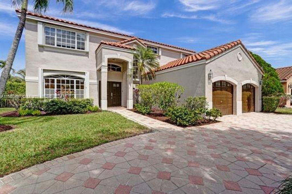 Photo of 683 Verona Ct, Weston, FL 33326 (MLS # A11560497)