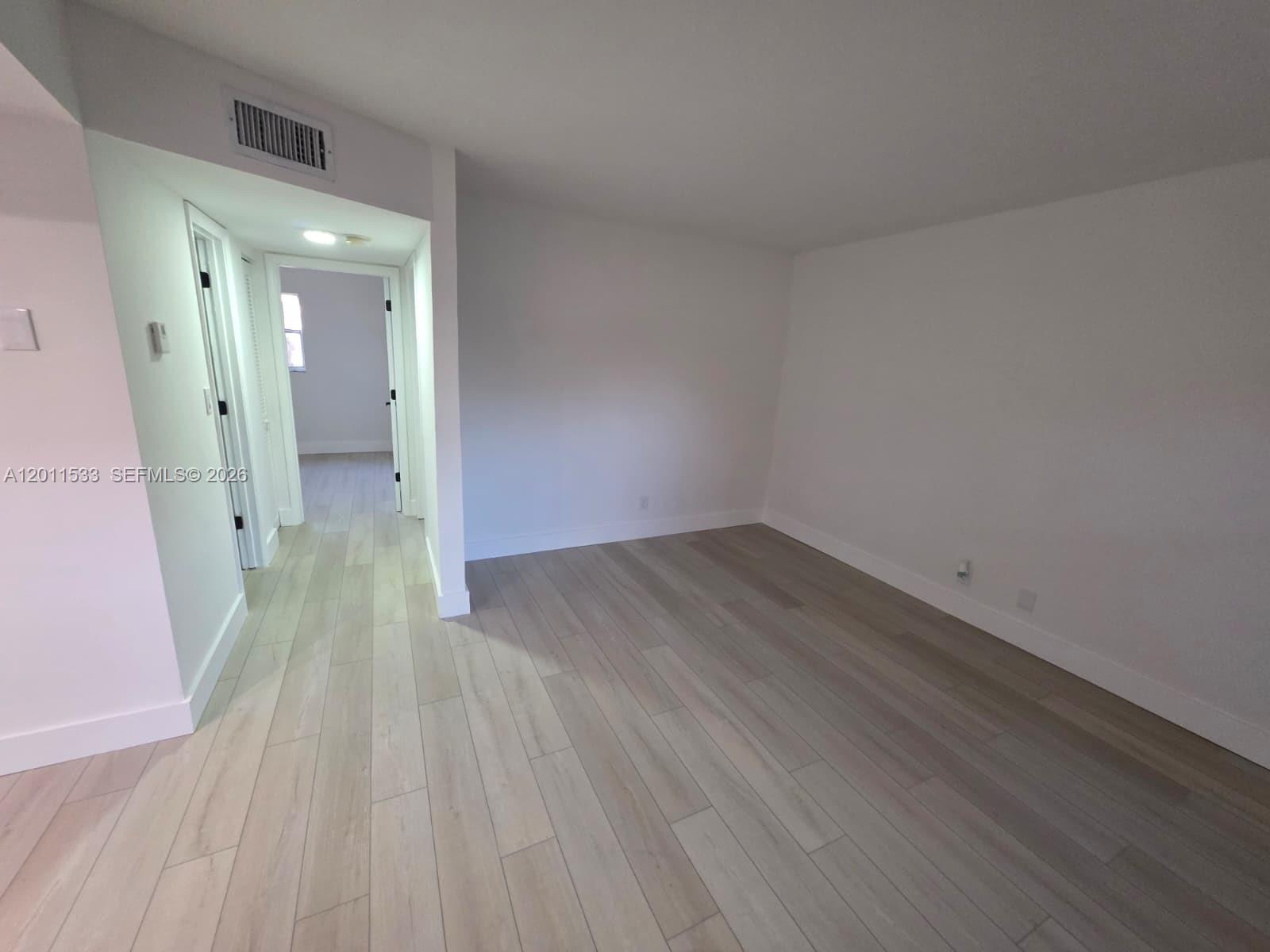 101 NE 41st St F98