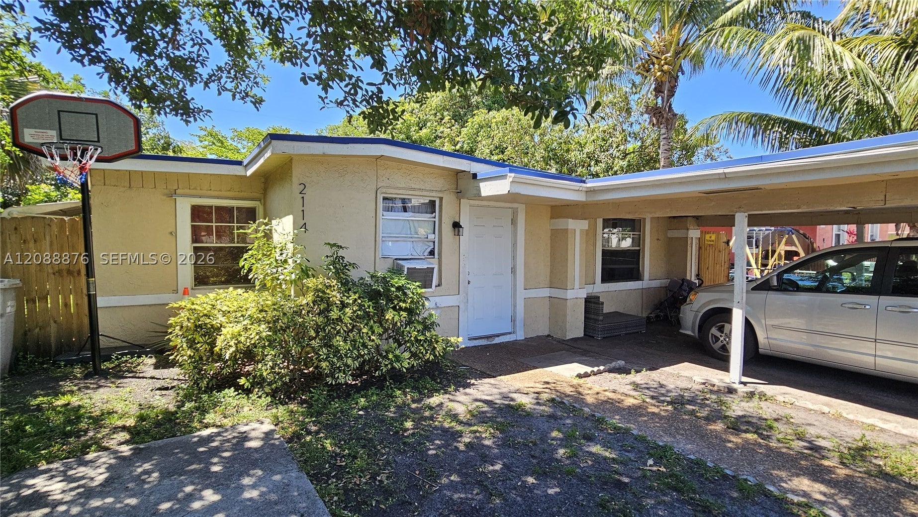 2114 NW 5th St