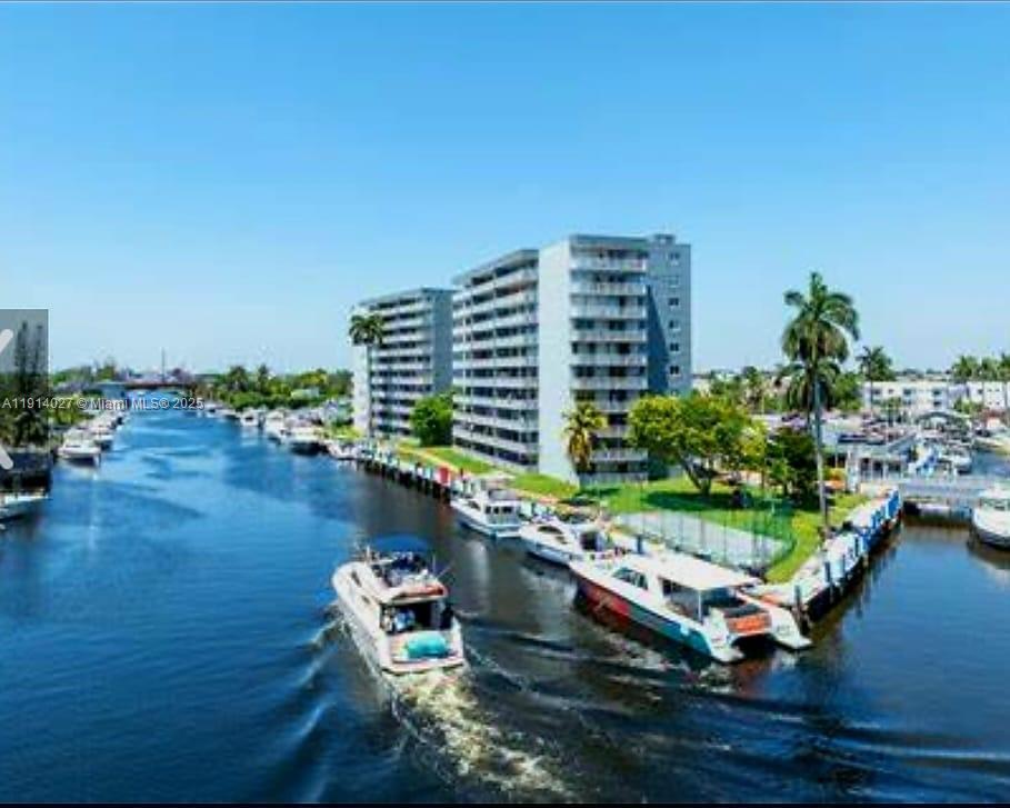 ISLA DEL MAR CONDO - Residential