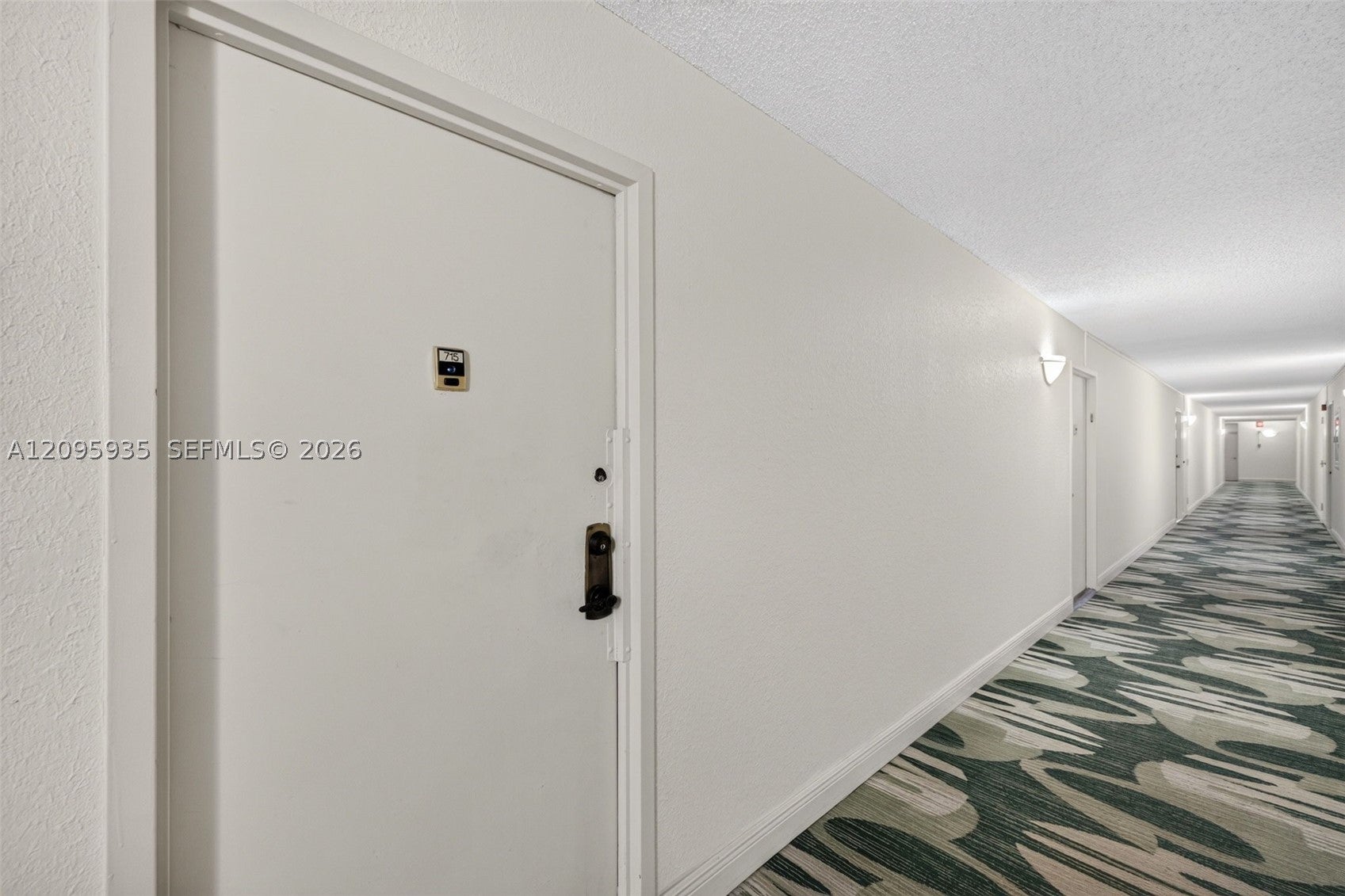 1000 Parkview Dr 715