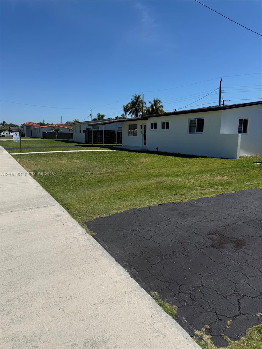 FAIRLAWN ESTS 1ST ADDN - Residential