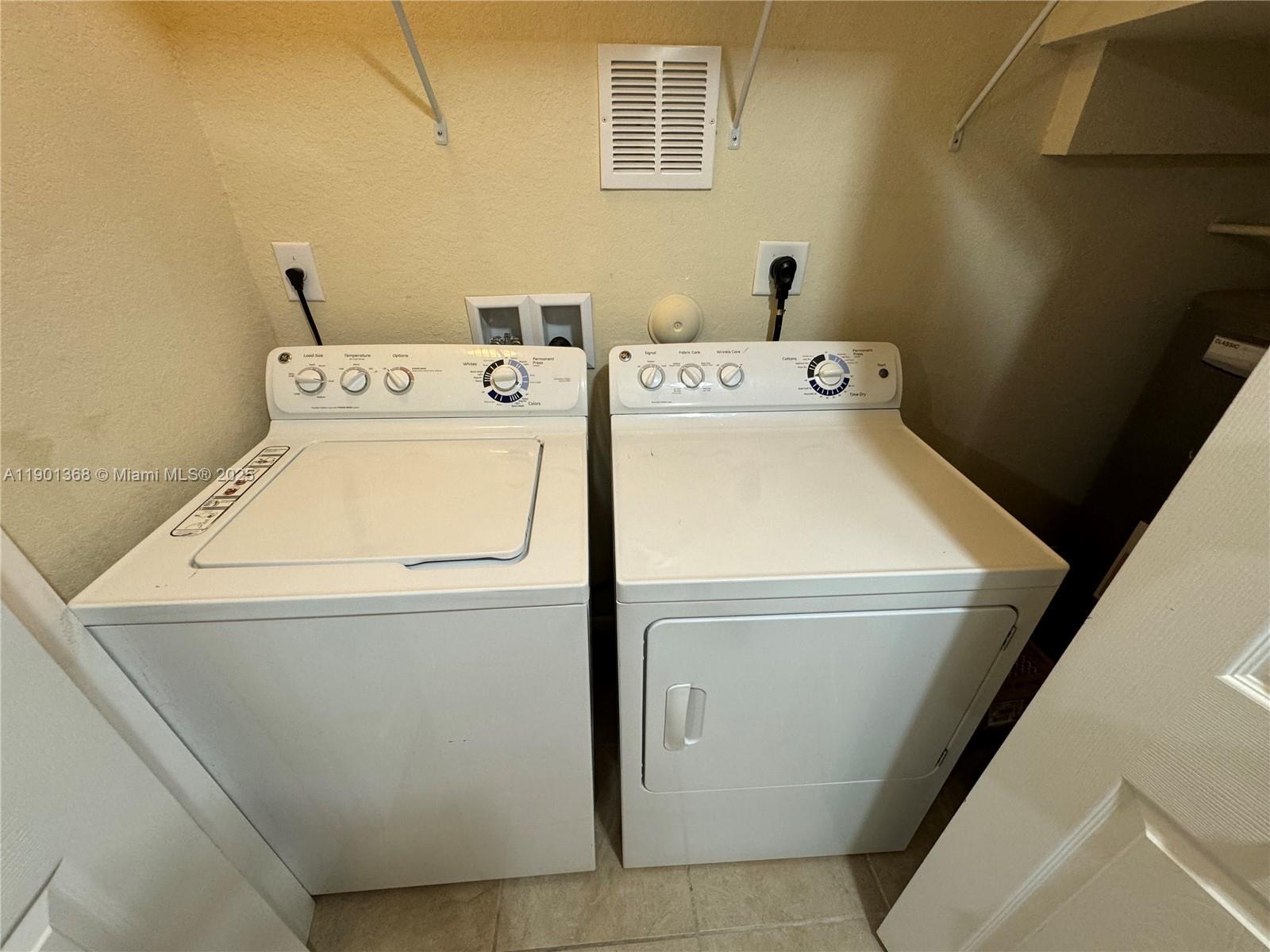 THE COURTS AT BAYSHORE I - Residential