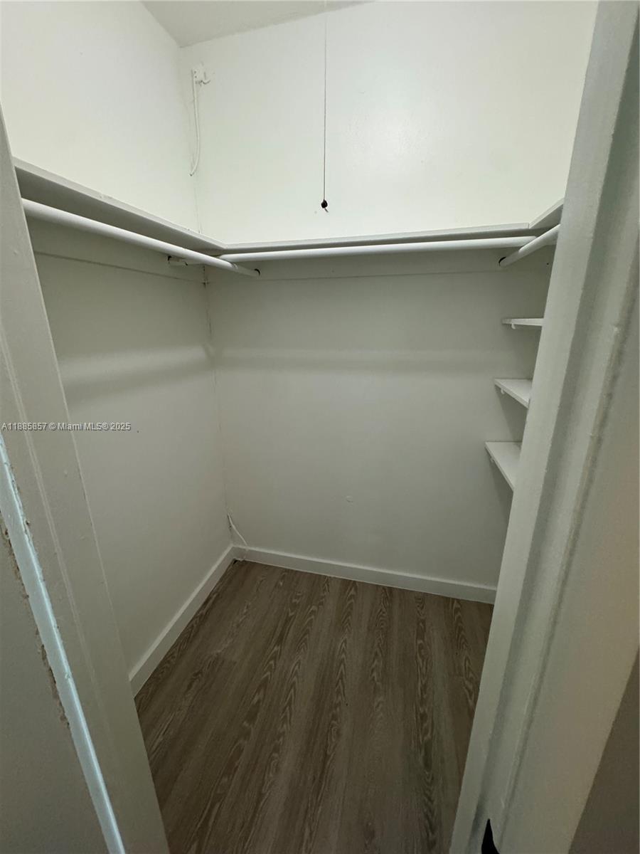 BAY HARBOR ISLAND - Residential Lease