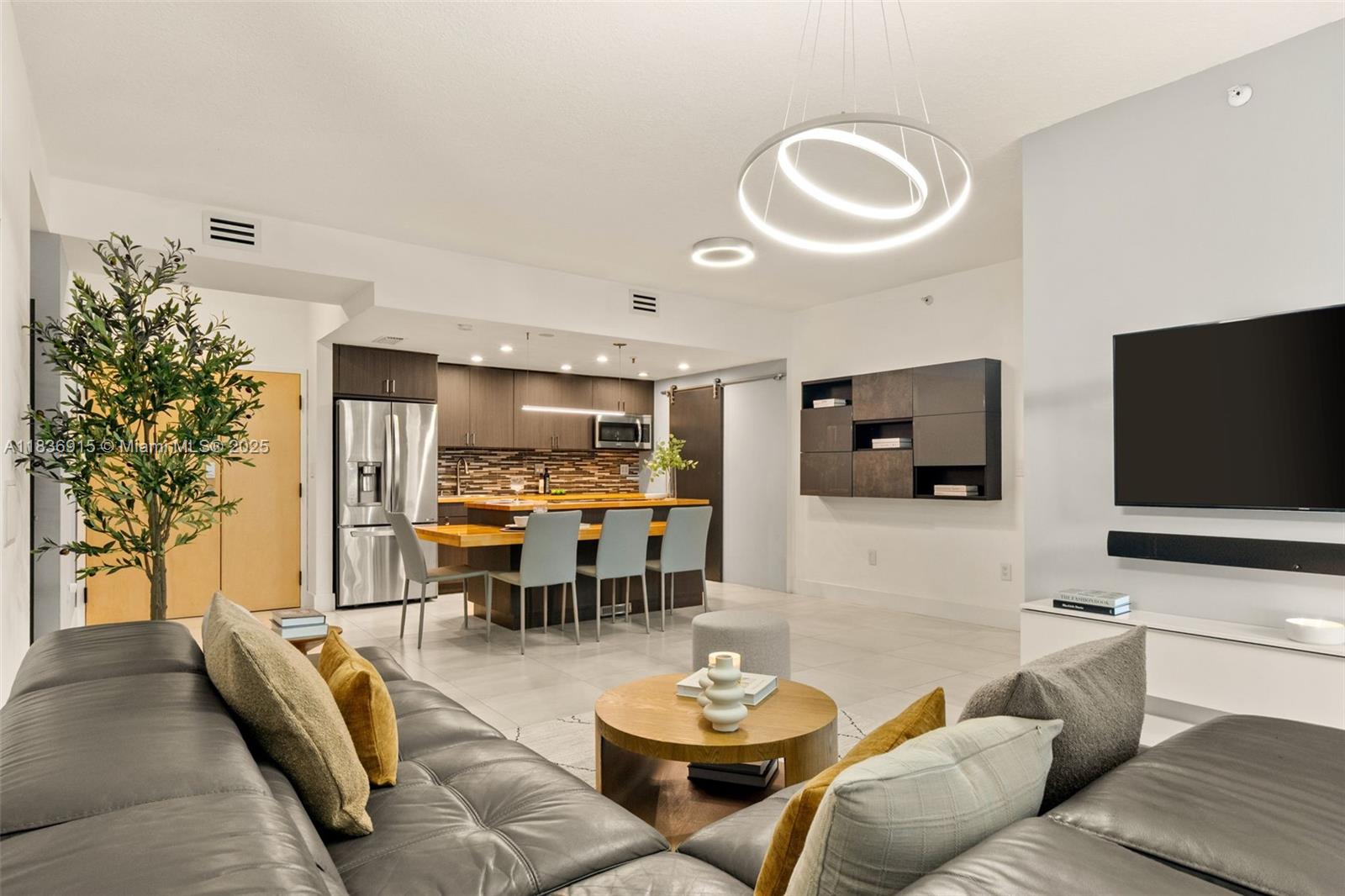 Located in the beautiful community of Doral Park, this totally remodeled and tastefully decorated by Home Club, 2 bed & 2 bath apartment, with modern kitchen and open spaces with tons of natural light, technology to facilitate your daily life, fully equipped and ready to move in. Resort-Style clubhouse, top-rated schools, restaurants, tennis court, gym, pool, jacuzzi, sauna and more. Perfect for relocation, corporates and families.