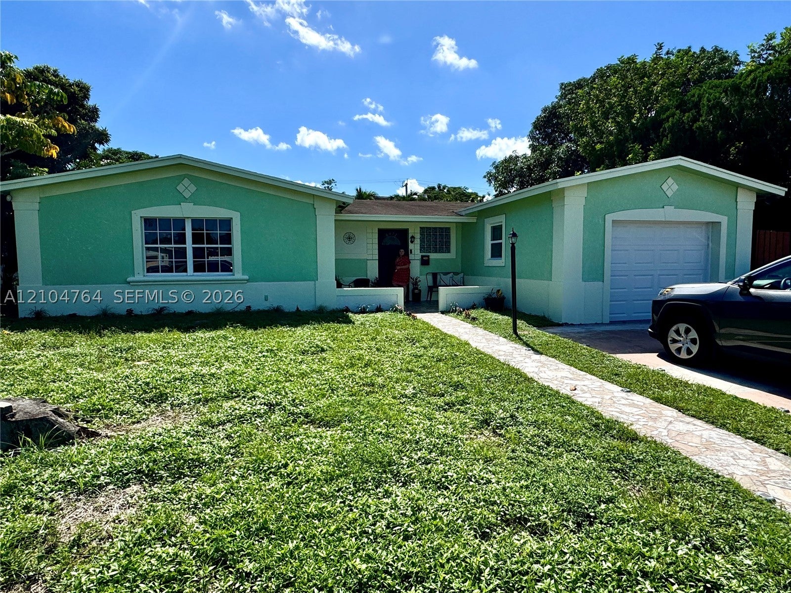 6472 SW 10th Ct