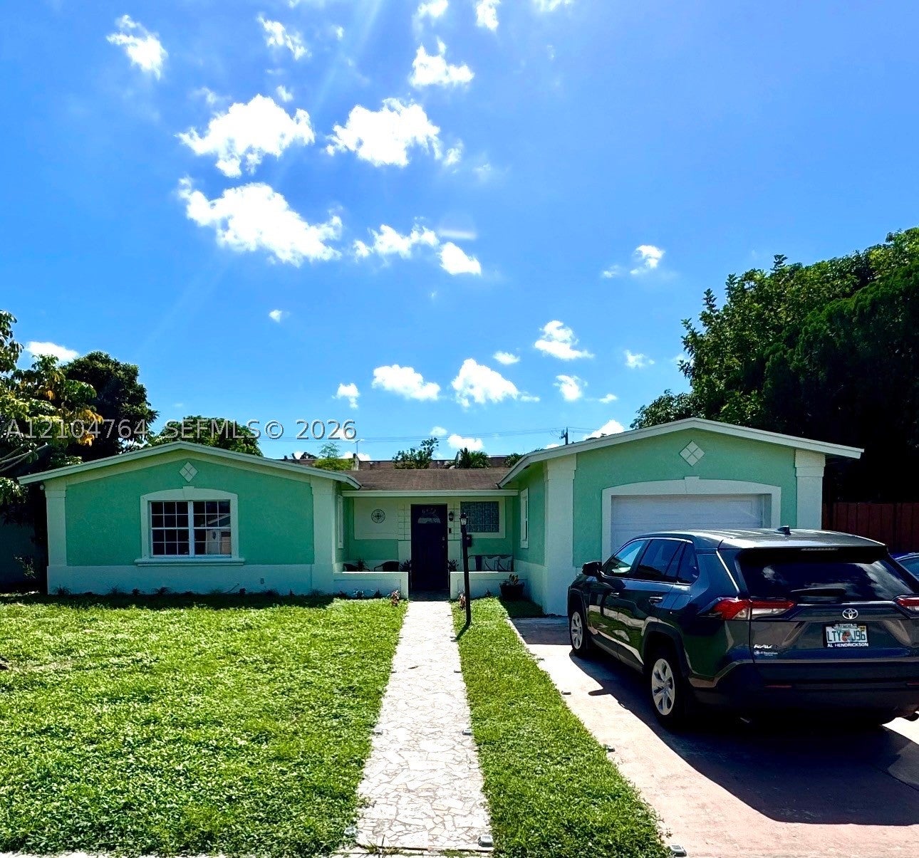 6472 SW 10th Ct