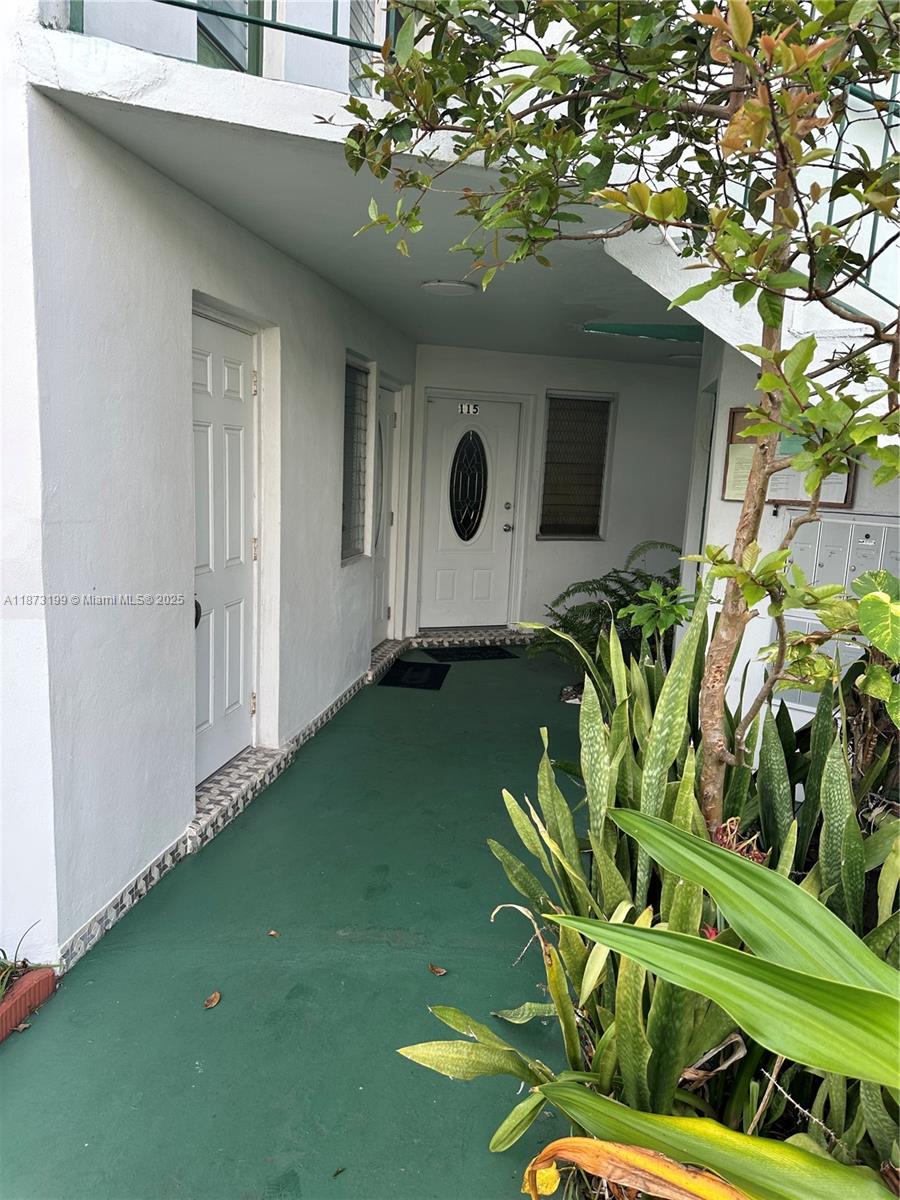 SKY LAKE GARDENS NO 4 CON - Residential