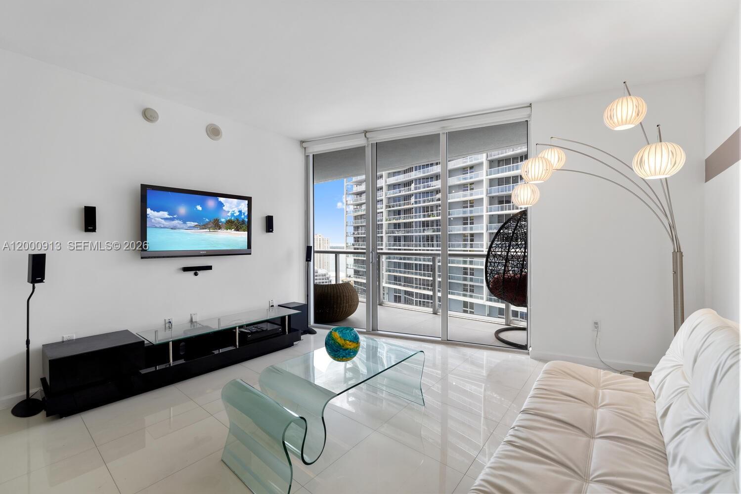ICONBRICKELL CONDO NO 1 - Residential Lease