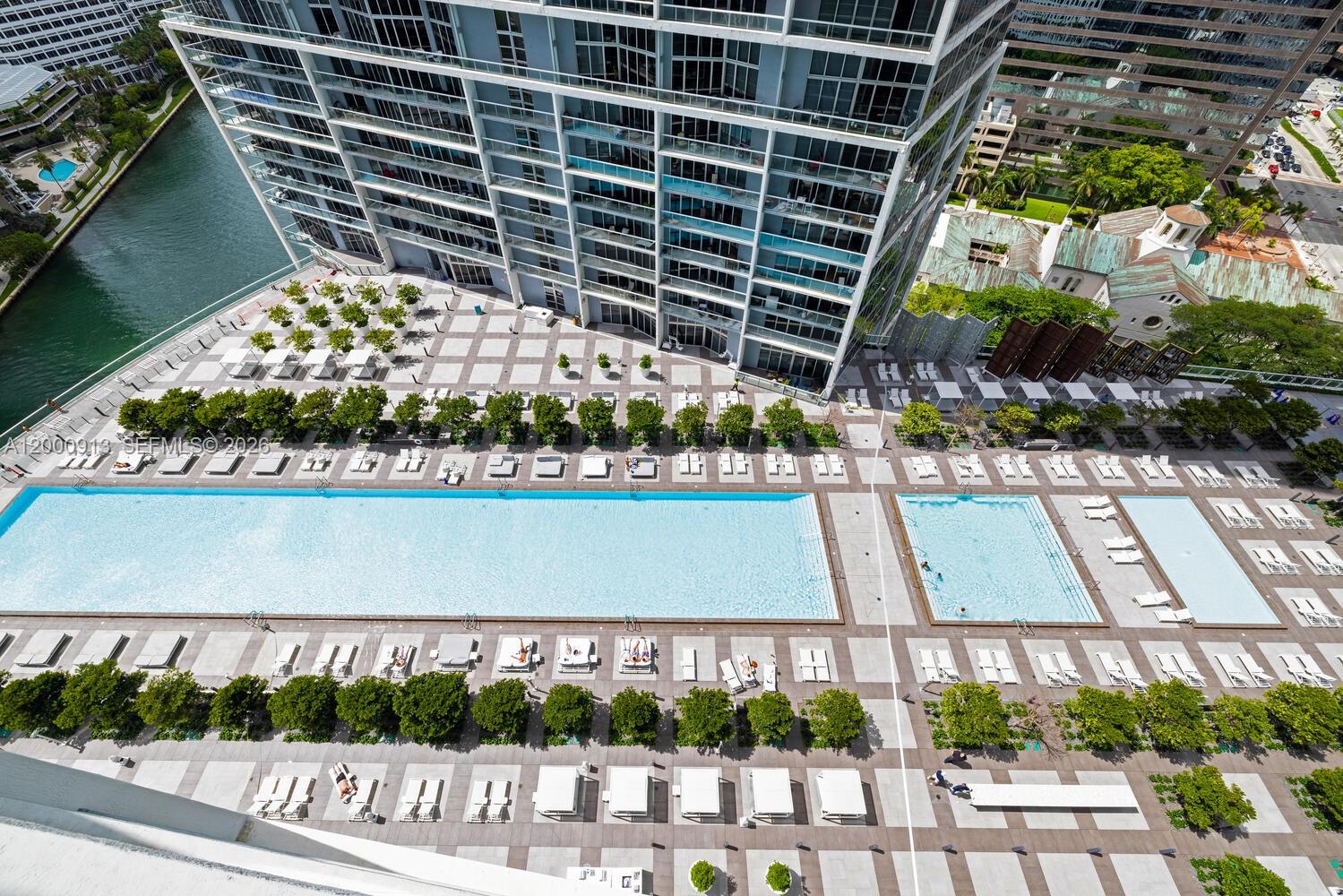 ICONBRICKELL CONDO NO 1 - Residential Lease