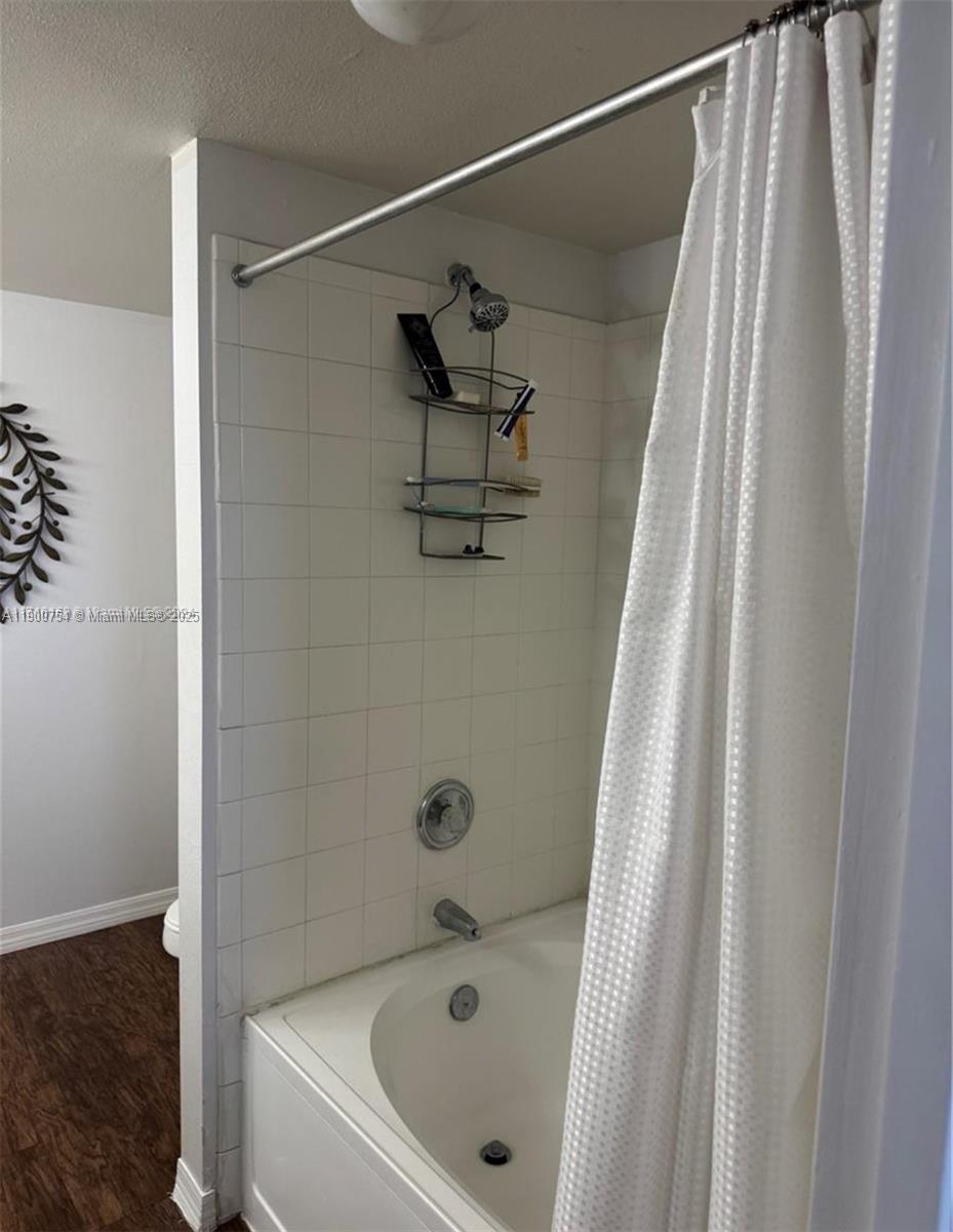 MARQUESA CONDO - Residential