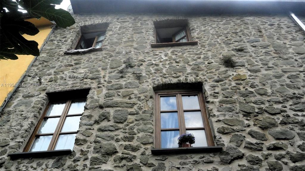 Photo of 11 Vaggi Mura, FL (MLS # A11951314)