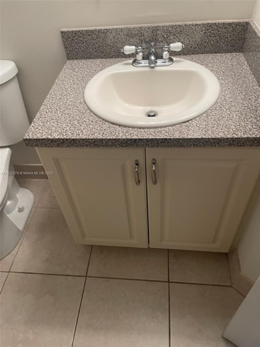 Photo 37 of 60 of 13944 SW 91st Ter 13944 condo