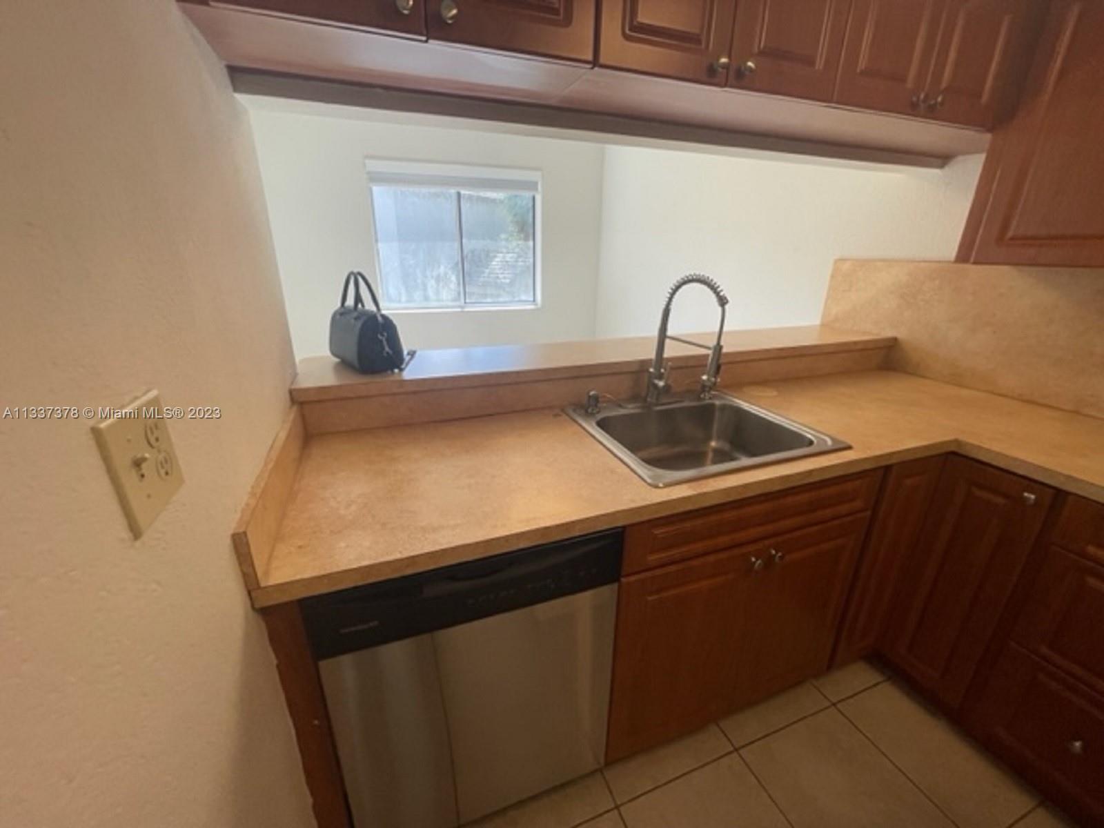 Photo 9 of 60 of 13944 SW 91st Ter 13944 condo