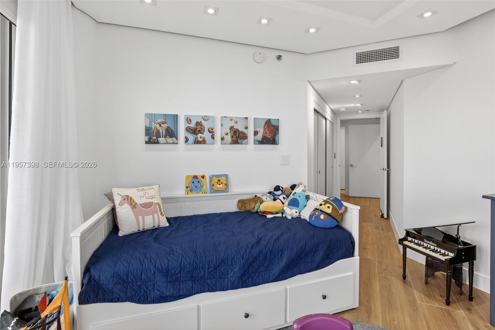 7000 ISL BLVD WILLIAMS IS - Residential