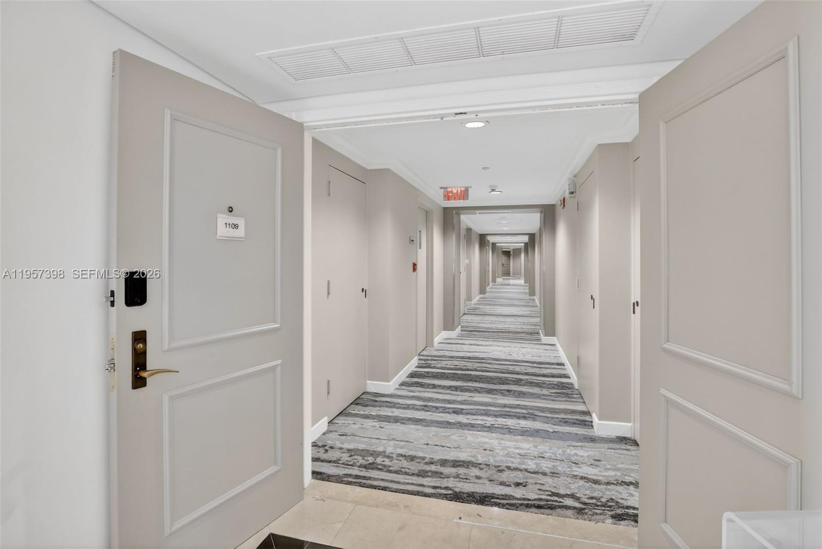 7000 ISL BLVD WILLIAMS IS - Residential