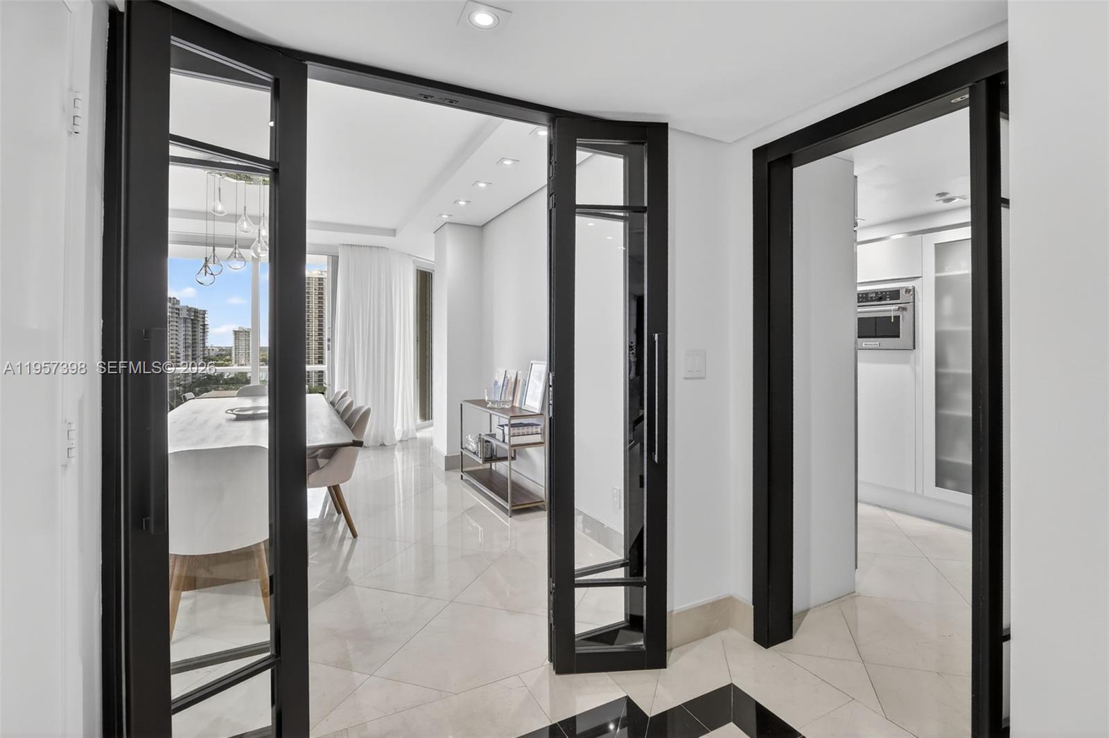 7000 ISL BLVD WILLIAMS IS - Residential