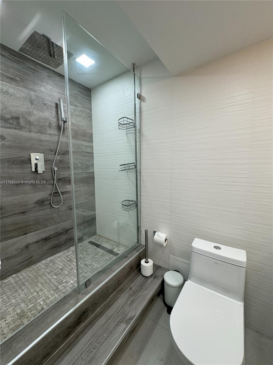 ST REGIS APTS CONDO - Residential