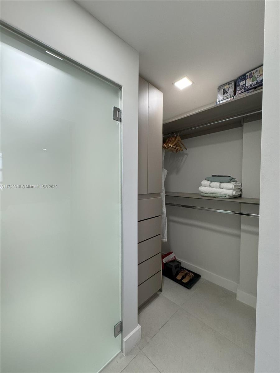 ST REGIS APTS CONDO - Residential