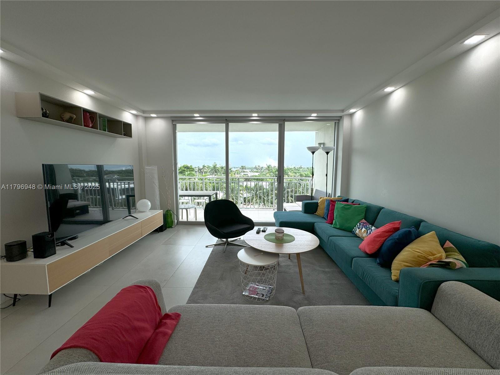 ST REGIS APTS CONDO - Residential