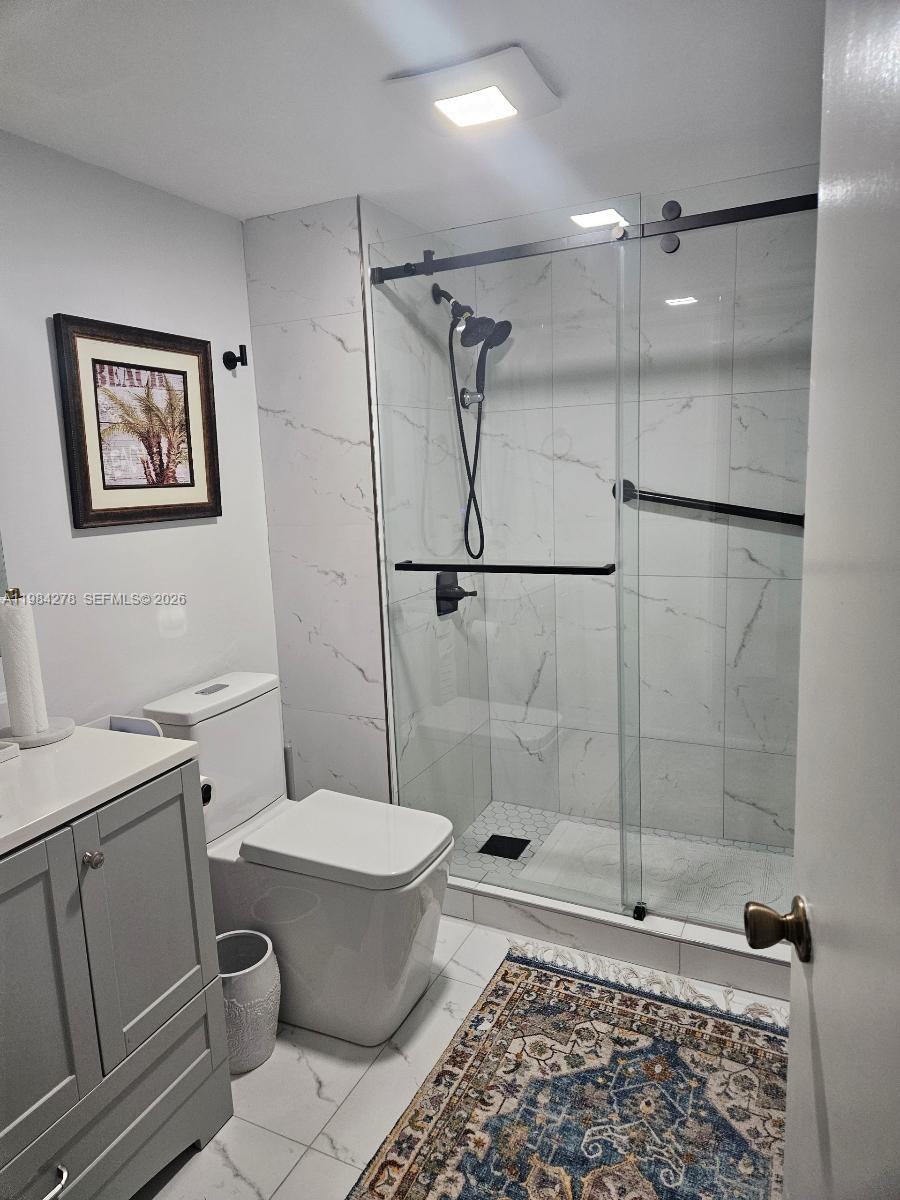 CAMBRIDGE AT CENTURY VILLG - Residential