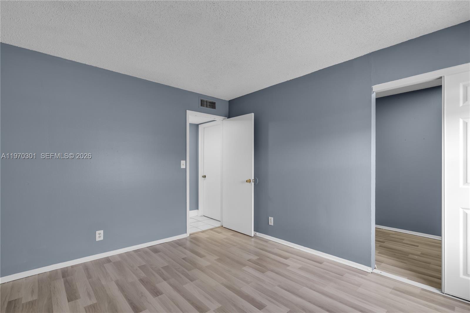 NEWPORT CONDO - Residential